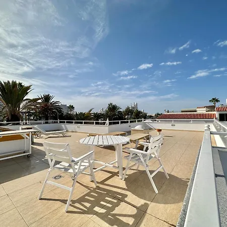 Urbanizacion Vilaflor بيت للعطل